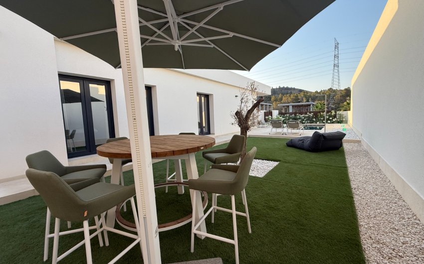 Herverkoop - Villa -
Finestrat