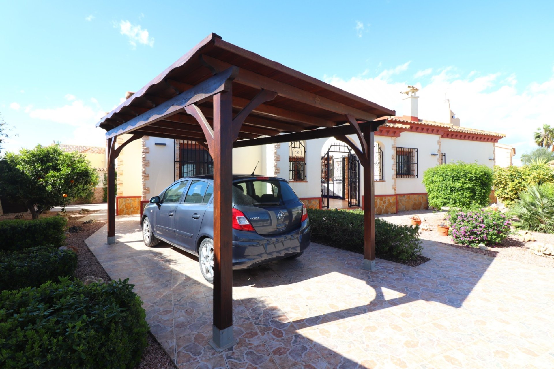 Herverkoop - Villa -
Formentera del Segura - Euroroda