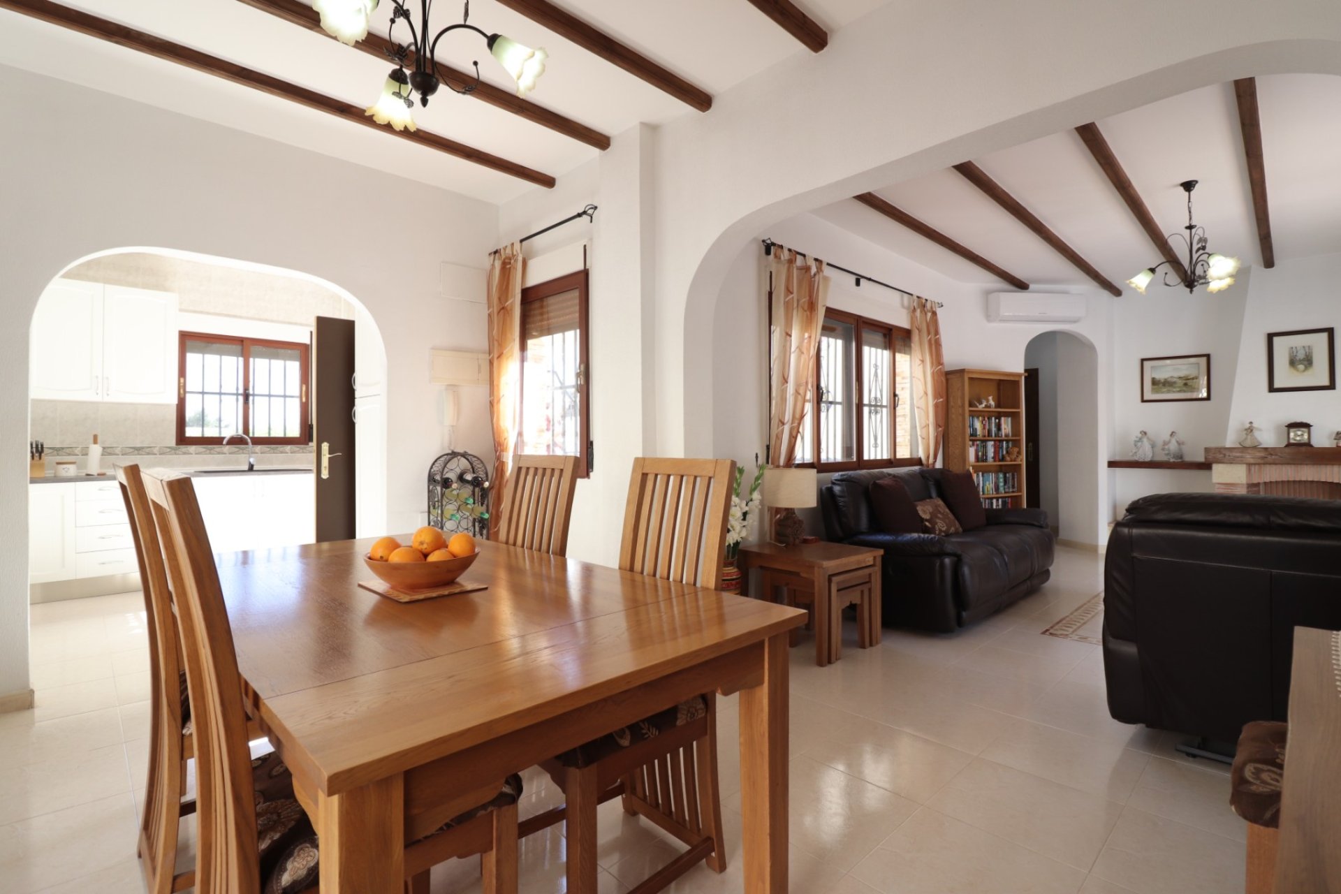 Herverkoop - Villa -
Formentera del Segura - Euroroda