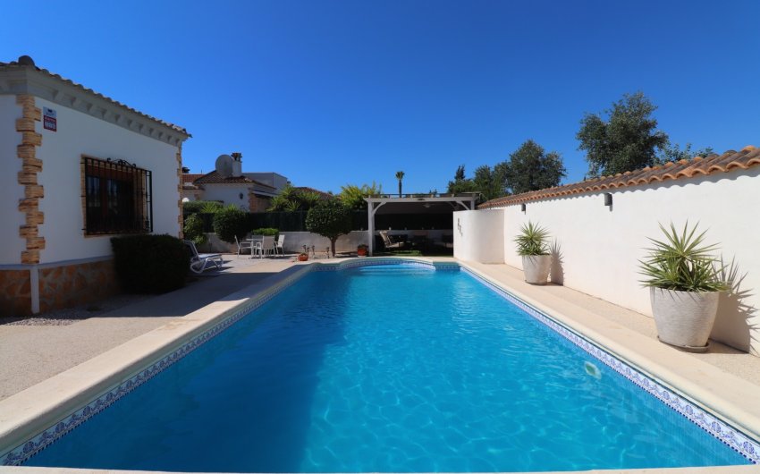 Herverkoop - Villa -
Formentera del Segura - Fincas de La Vega