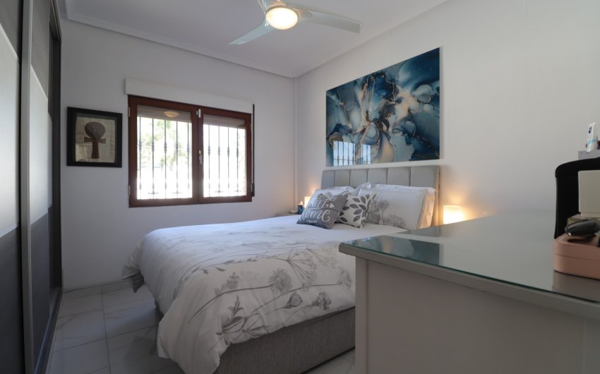 Herverkoop - Villa -
Formentera del Segura - Fincas de La Vega