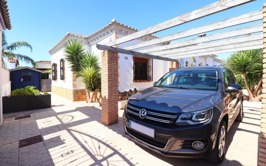 Herverkoop - Villa -
Formentera del Segura - Fincas de La Vega