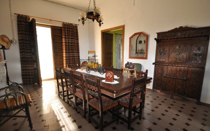 Herverkoop - Villa -
Fortuna - Inland