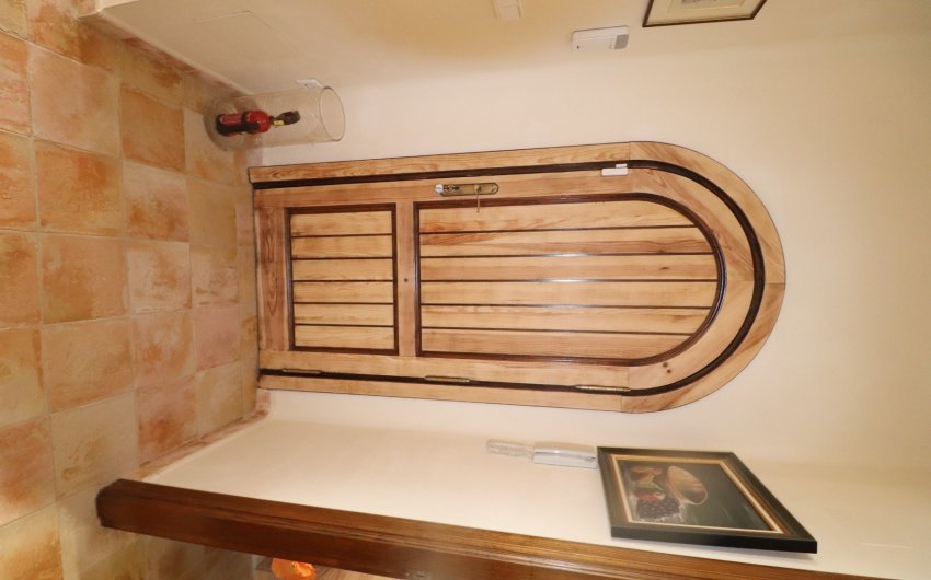 Herverkoop - Villa -
Fortuna - Inland