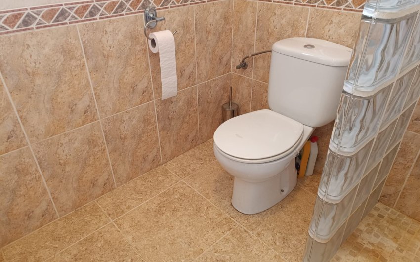 Herverkoop - Villa -
Fortuna