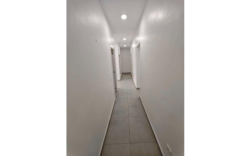 Herverkoop - Villa -
Fortuna