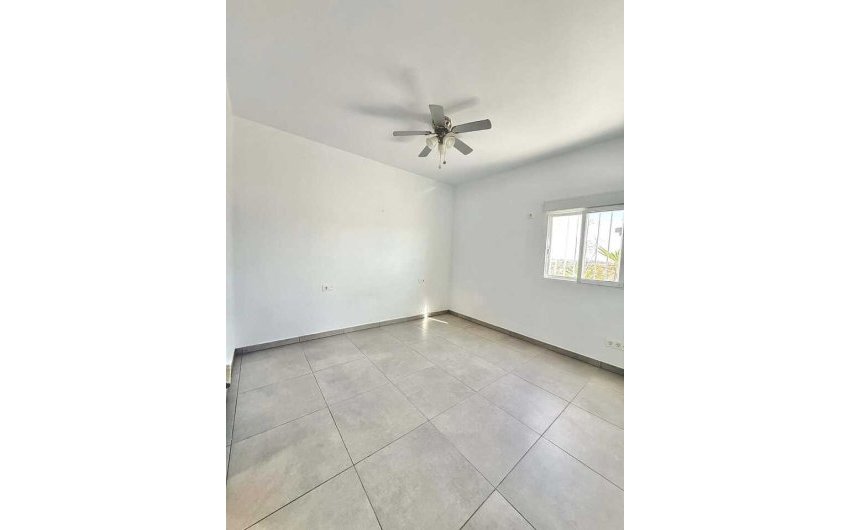 Herverkoop - Villa -
Fortuna