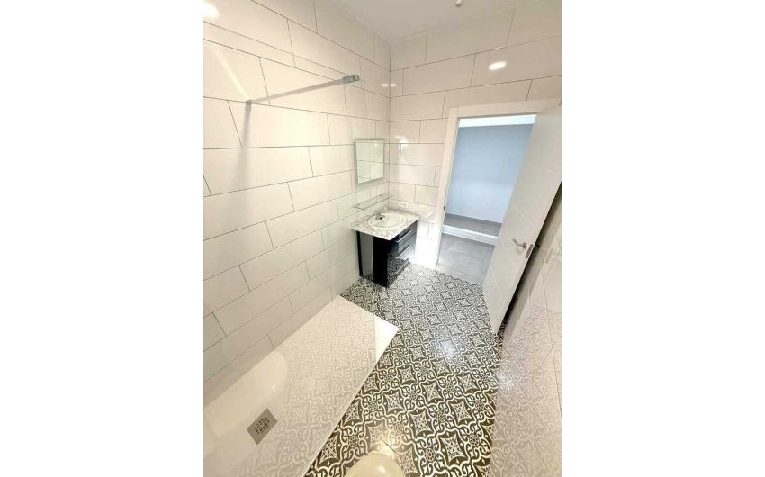 Herverkoop - Villa -
Fortuna