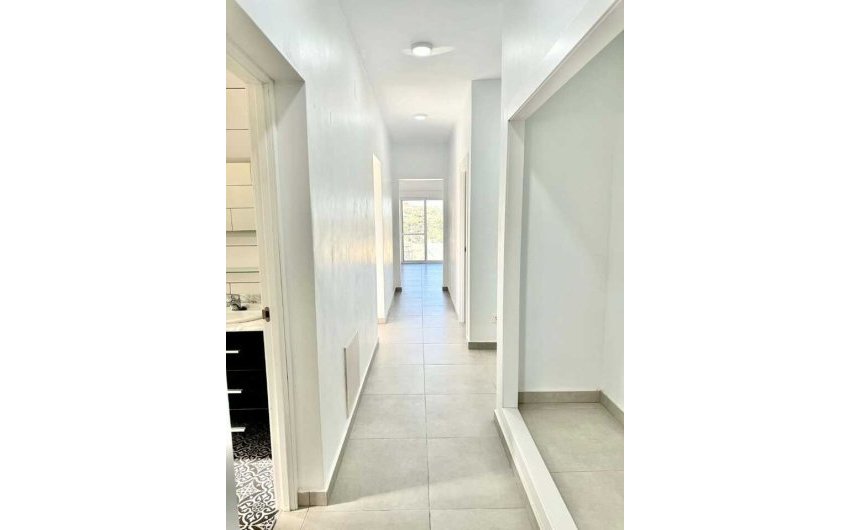 Herverkoop - Villa -
Fortuna