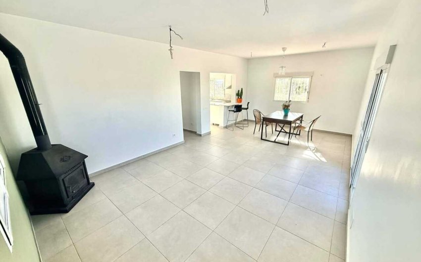 Herverkoop - Villa -
Fortuna