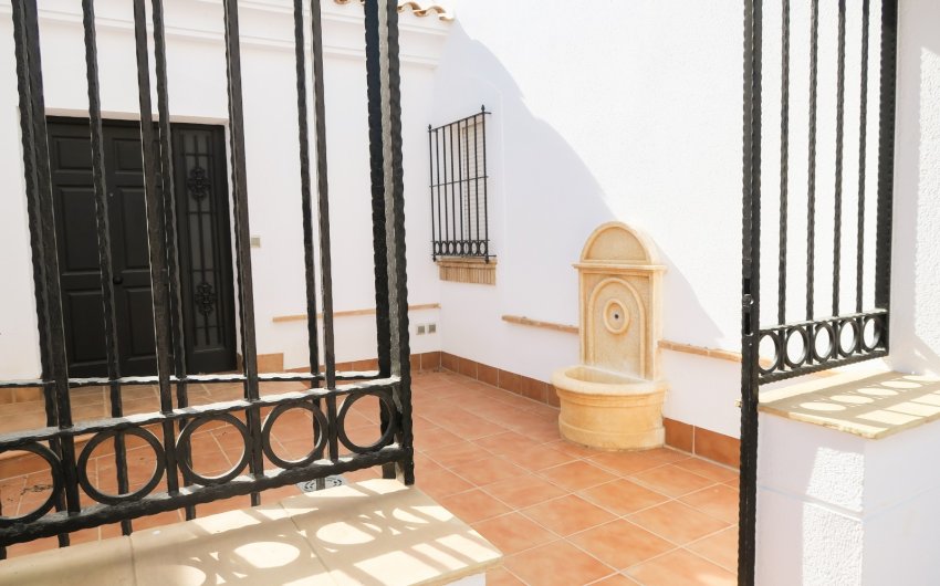 Herverkoop - Villa -
Fuente Alamo - Las Palas