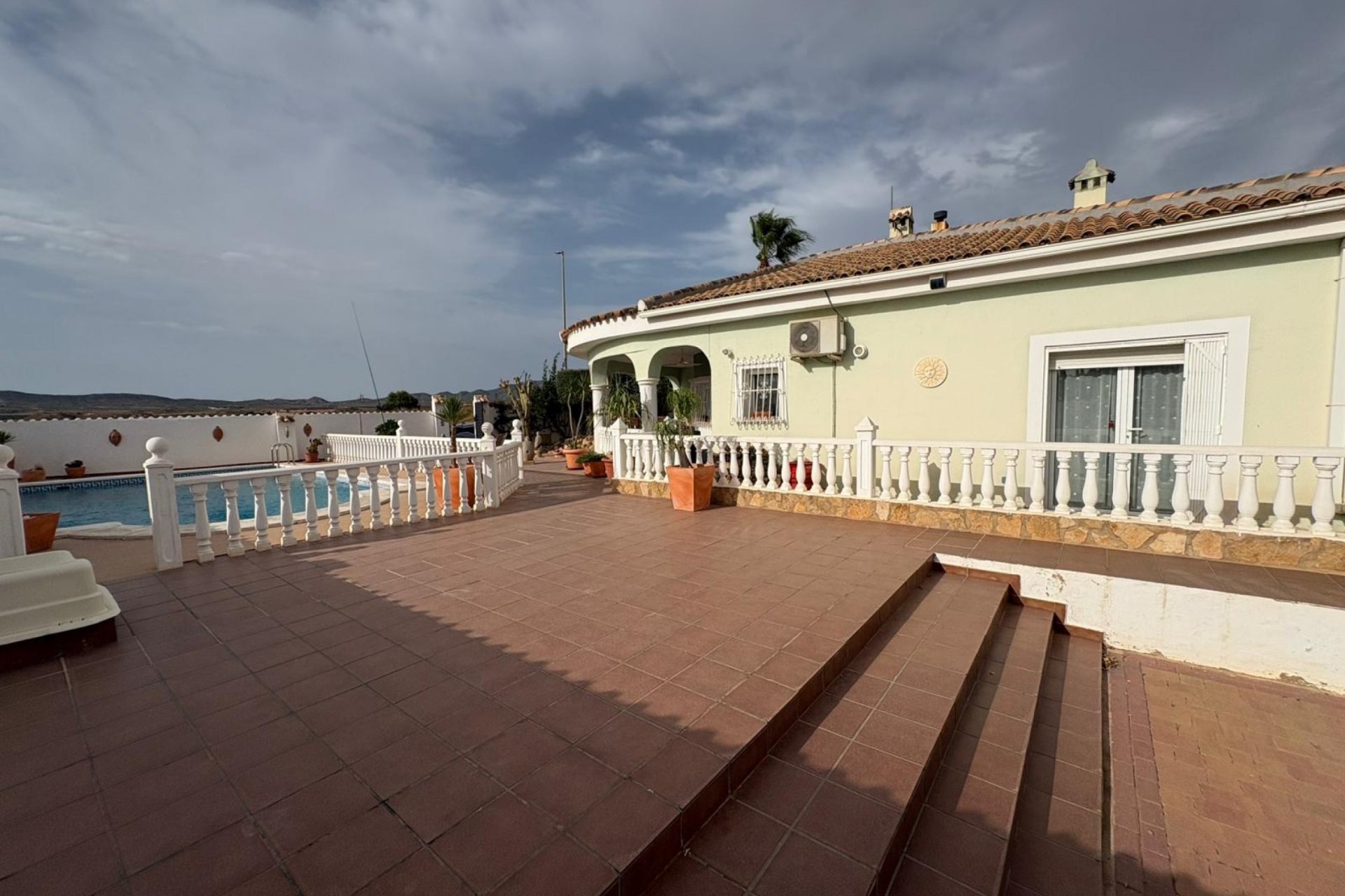 Herverkoop - Villa -
Gea Y Truyols - Inland