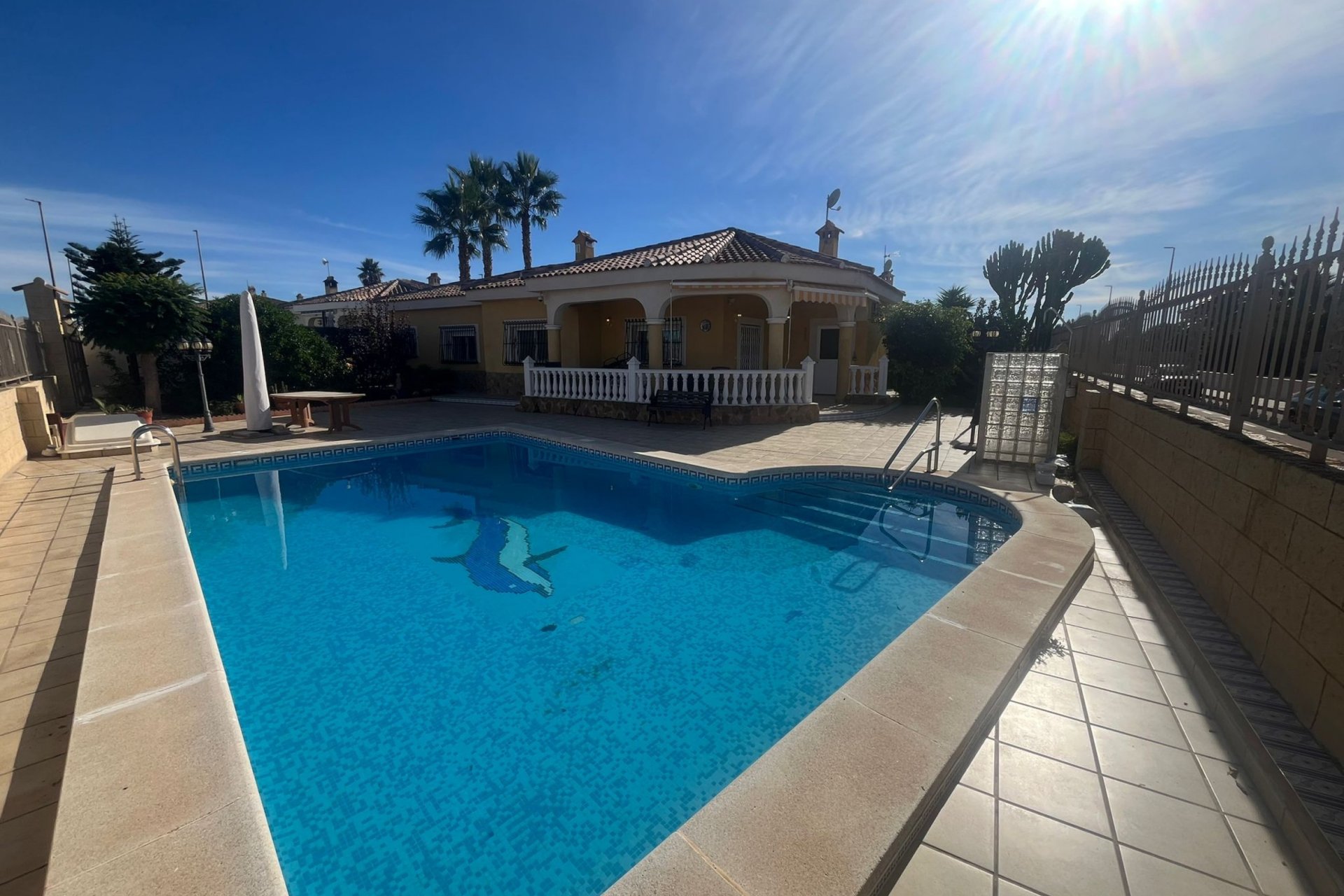 Herverkoop - Villa -
Gea Y Truyols - Inland