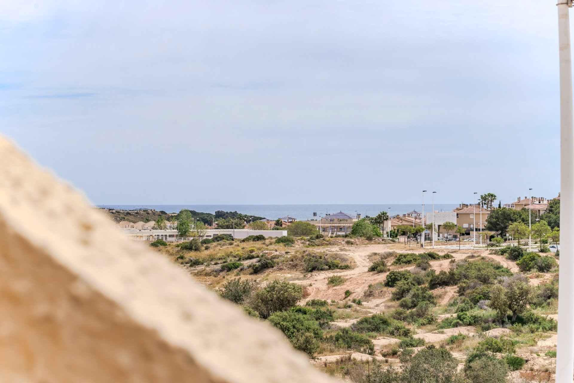 Herverkoop - Villa -
Gran Alacant - Monte y Mar