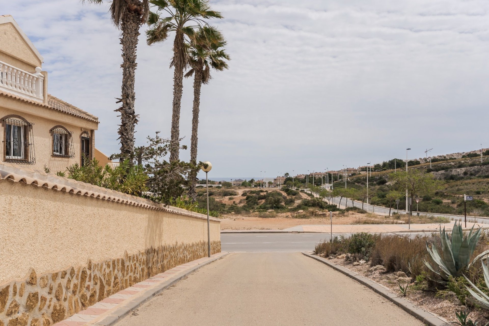 Herverkoop - Villa -
Gran Alacant - Monte y Mar