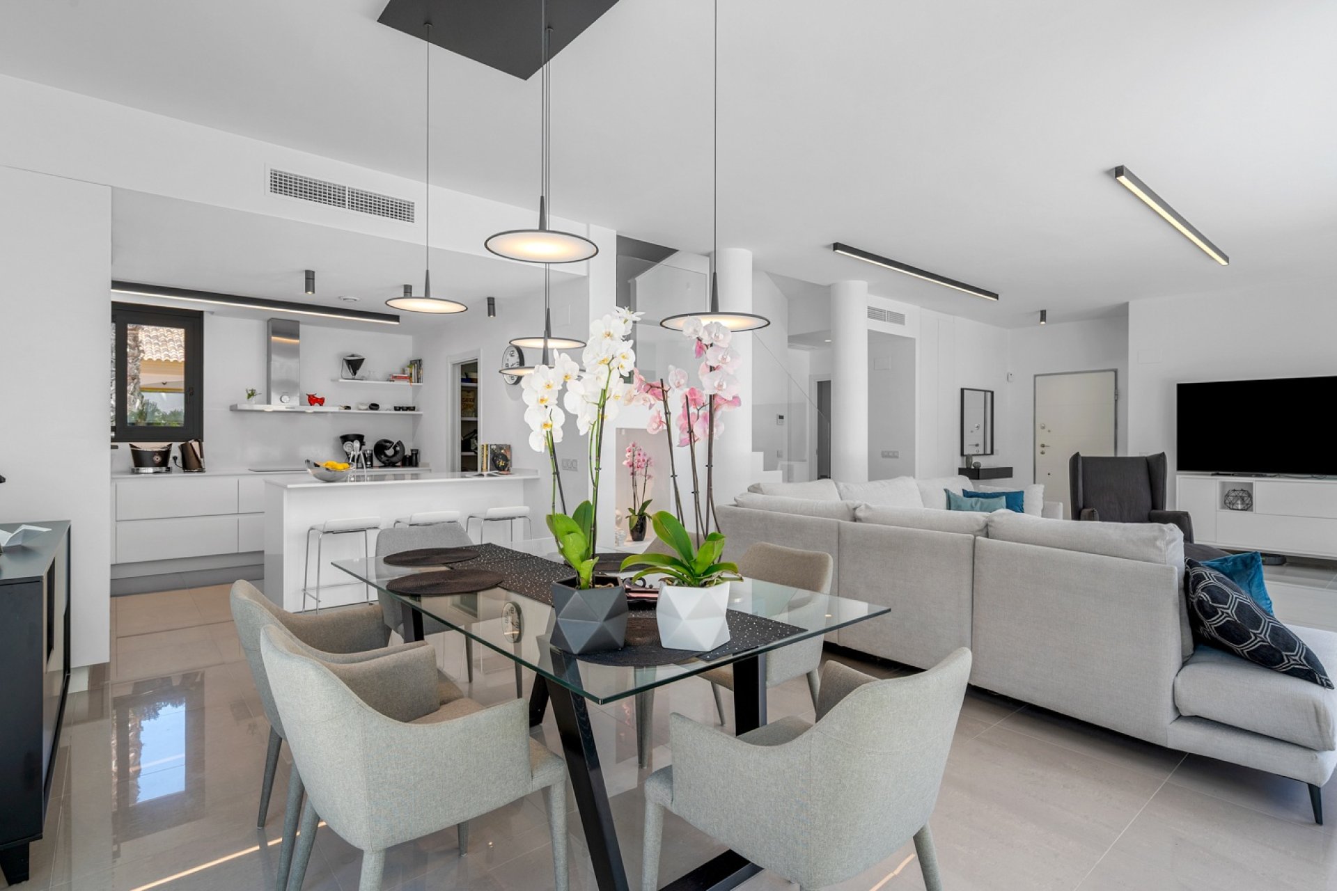 Herverkoop - Villa -
Guardamar del Segura - Costa Blanca