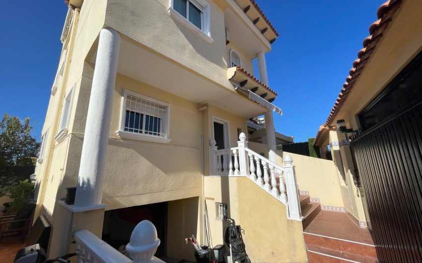 Herverkoop - Villa -
Guardamar del Segura - Costa Blanca