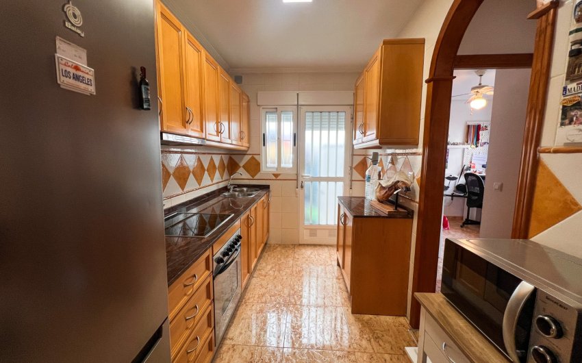 Herverkoop - Villa -
Guardamar del Segura - El Raso