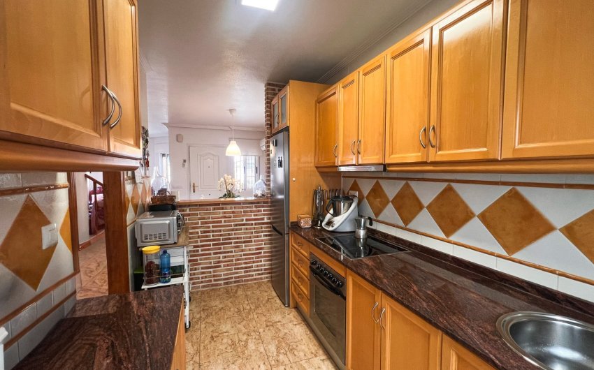 Herverkoop - Villa -
Guardamar del Segura - El Raso