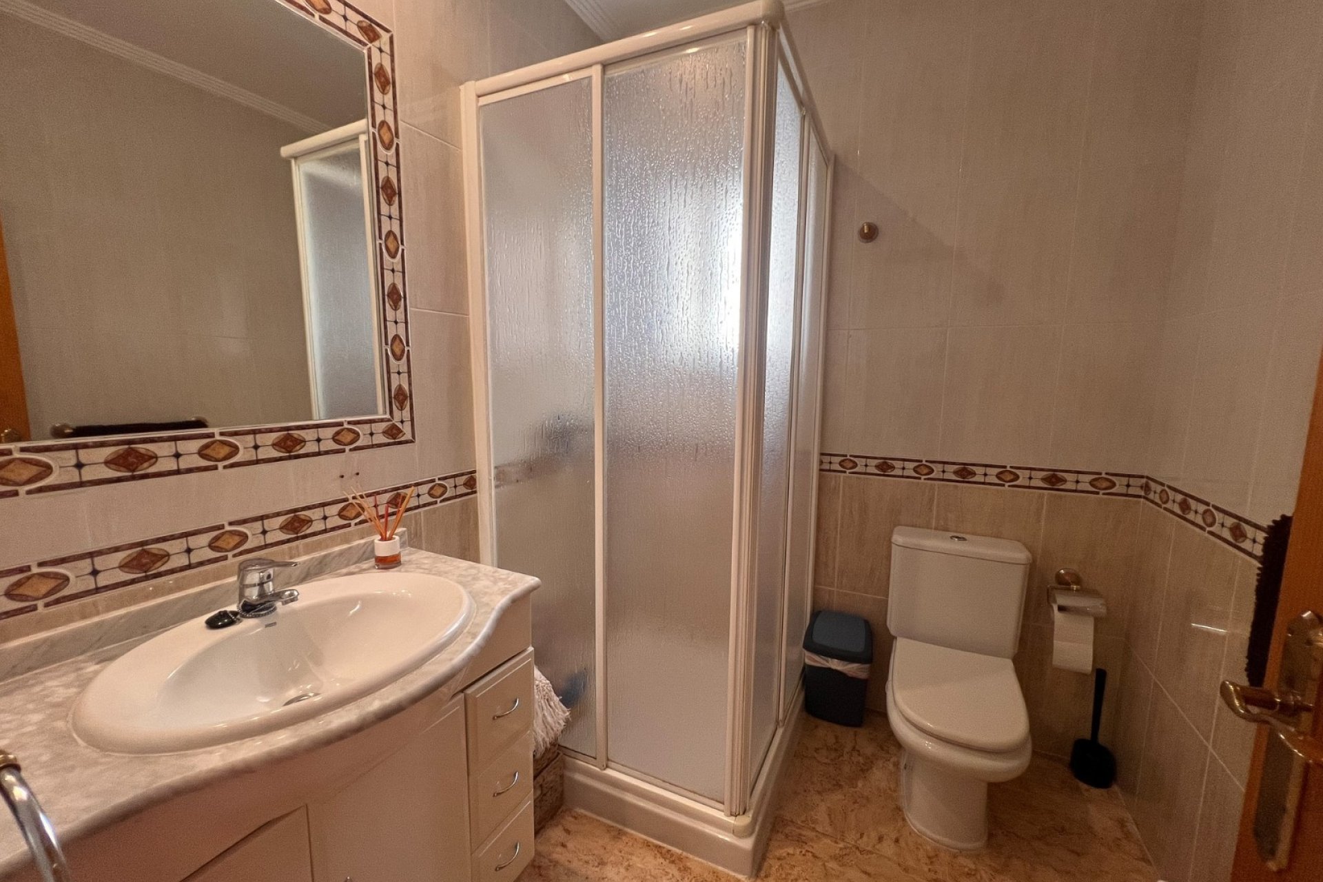 Herverkoop - Villa -
Guardamar del Segura - El Raso