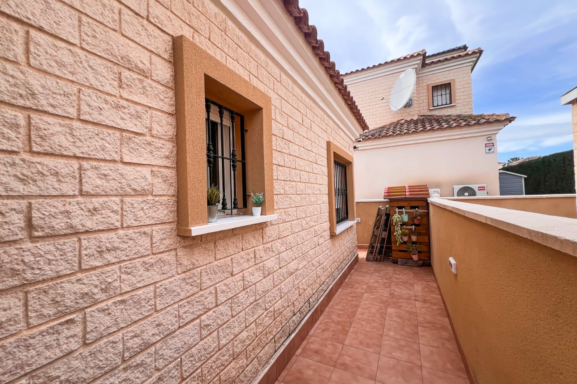 Herverkoop - Villa -
Guardamar del Segura - El Raso