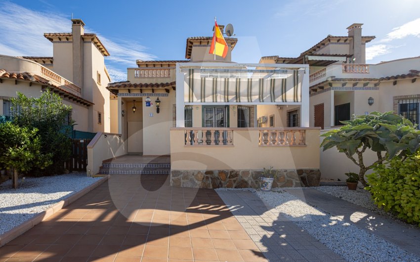 Herverkoop - Villa -
Guardamar del Segura - El Raso