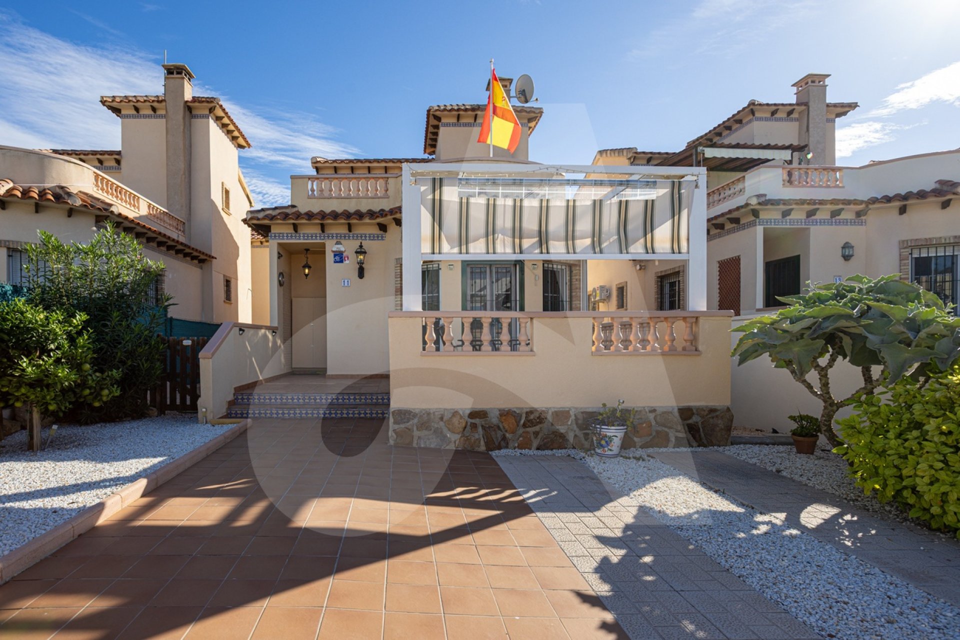 Herverkoop - Villa -
Guardamar del Segura - El Raso