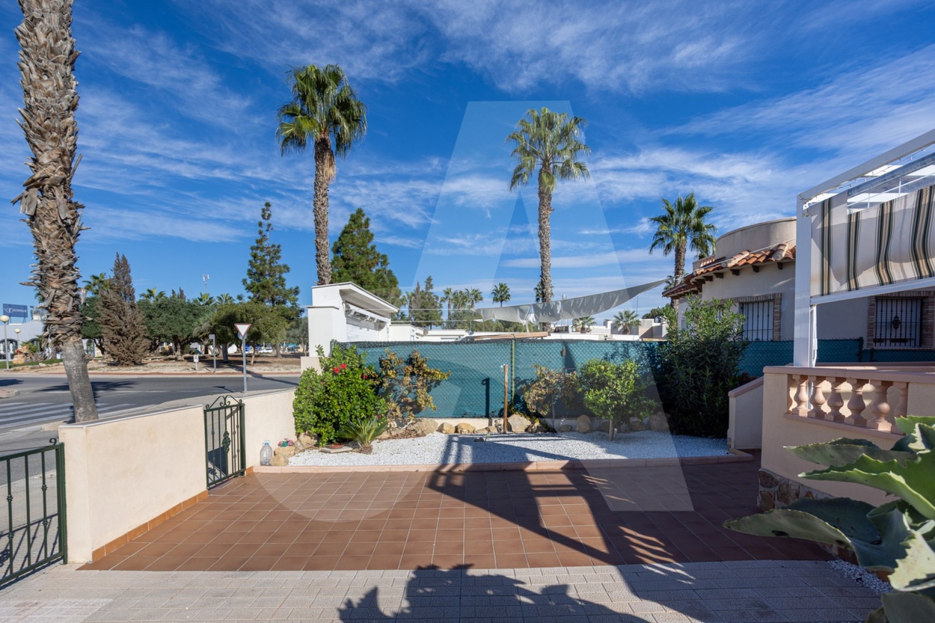 Herverkoop - Villa -
Guardamar del Segura - El Raso