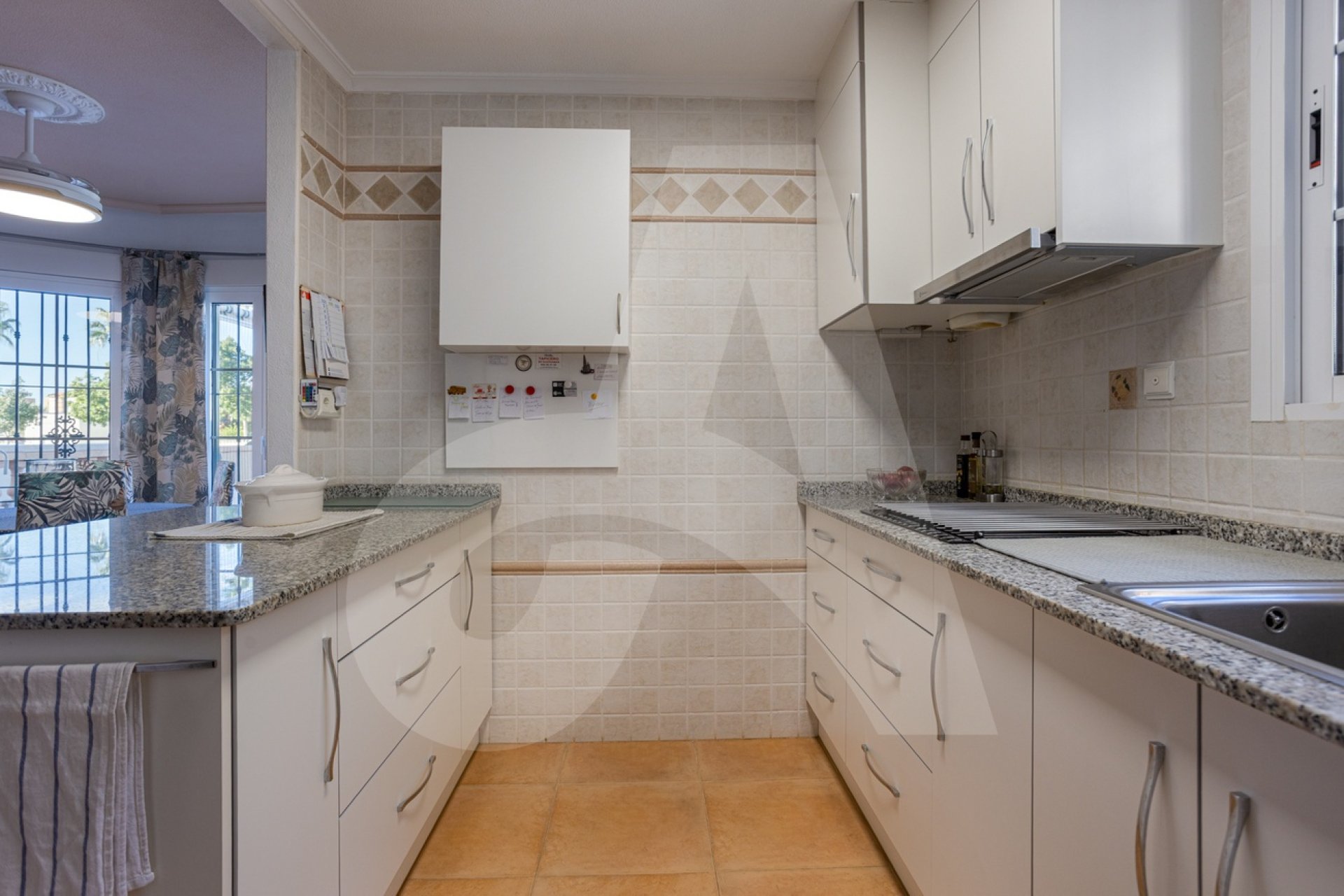 Herverkoop - Villa -
Guardamar del Segura - El Raso