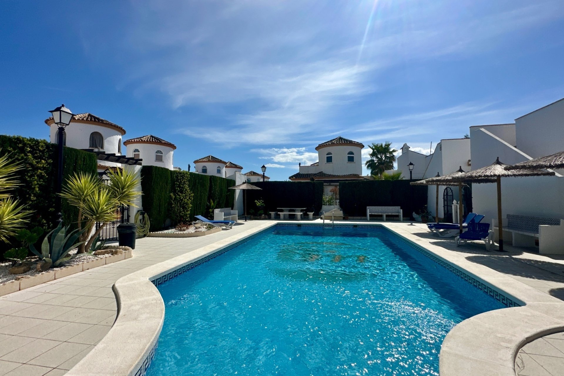 Herverkoop - Villa -
Guardamar del Segura - El Raso