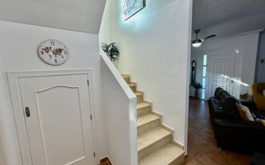 Herverkoop - Villa -
Guardamar del Segura - El Raso