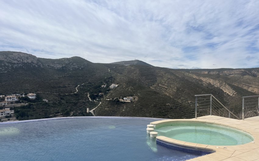 Herverkoop - Villa -
Jávea - Costa Blanca