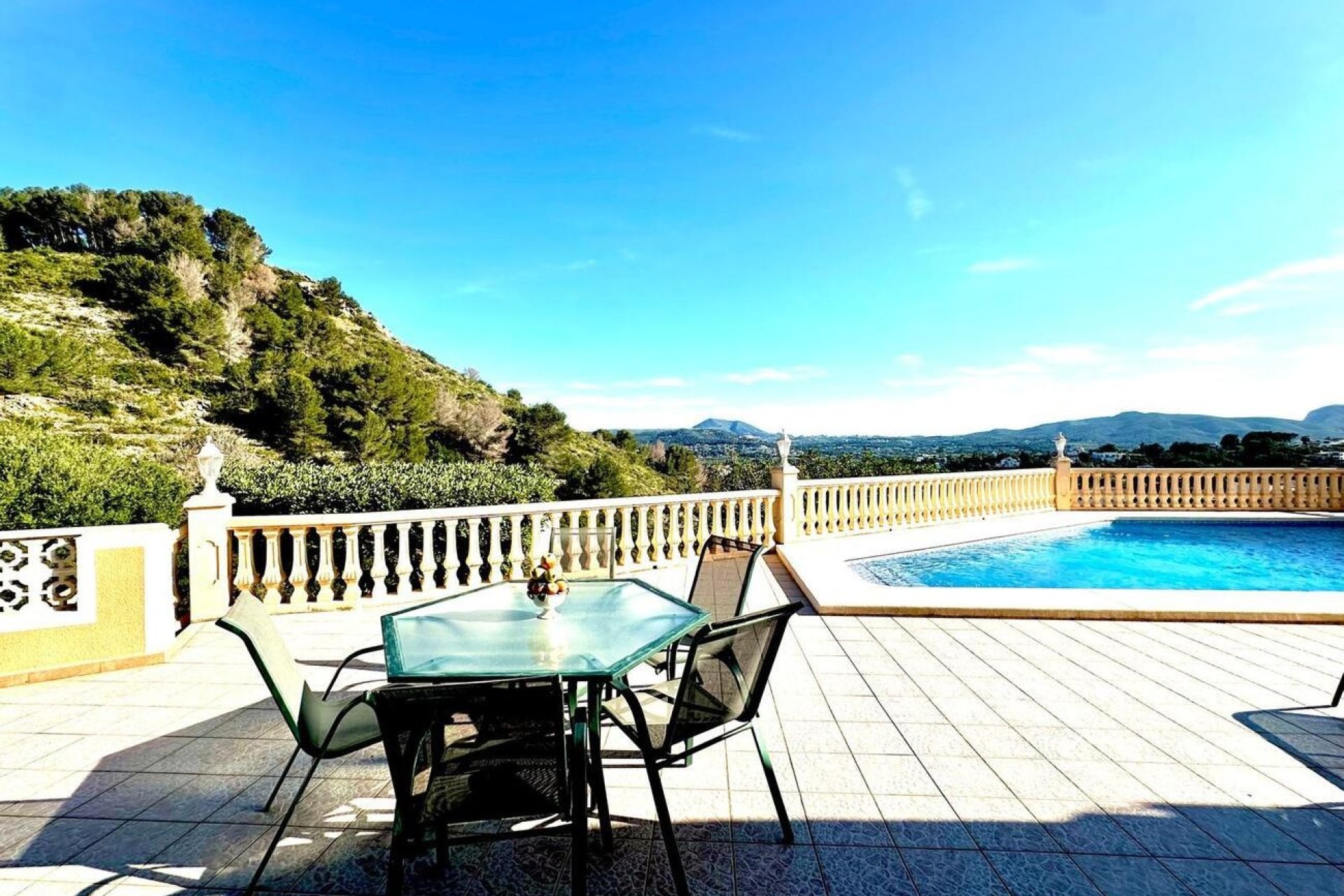 Herverkoop - Villa -
Jávea - Costa Blanca