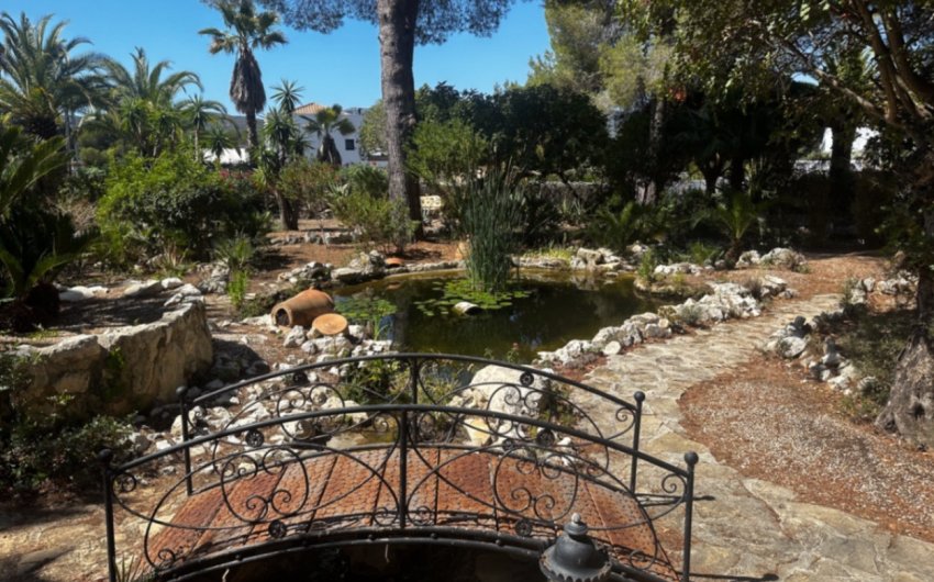 Herverkoop - Villa -
Jávea - Montgó