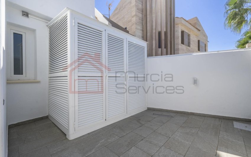 Herverkoop - Villa -
La Manga del Mar Menor - Costa Calida