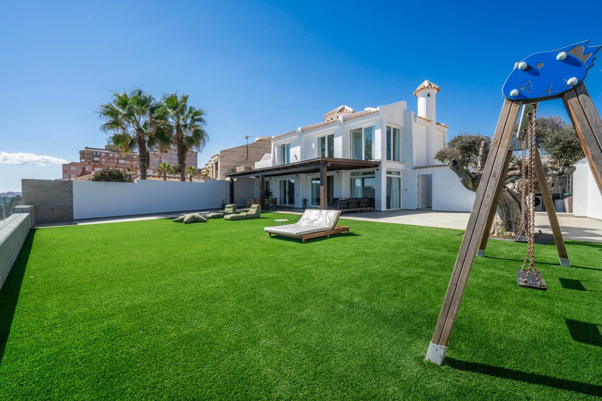 Herverkoop - Villa -
La Manga del Mar Menor - Costa Calida