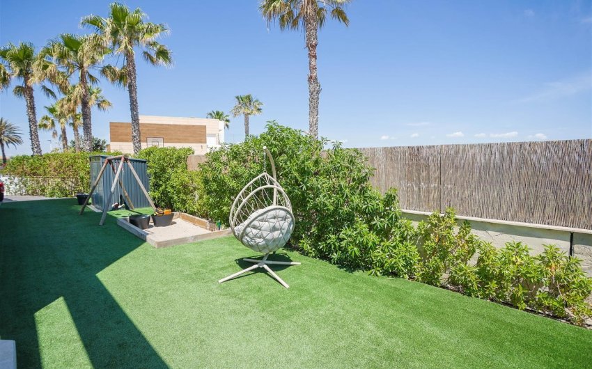 Herverkoop - Villa -
La Manga del Mar Menor - Costa Calida