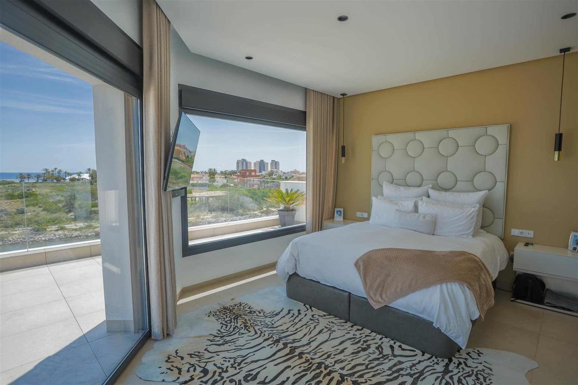 Herverkoop - Villa -
La Manga del Mar Menor - Costa Calida