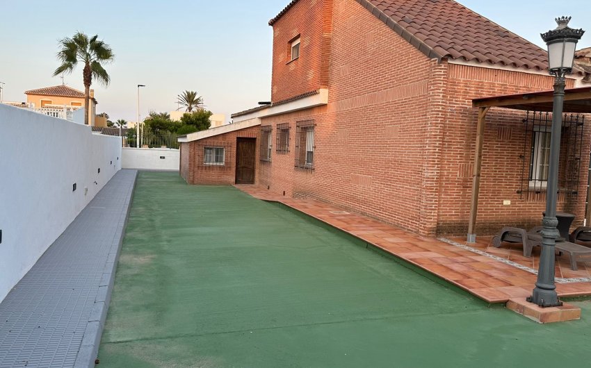 Herverkoop - Villa -
La Manga del Mar Menor - Costa Calida