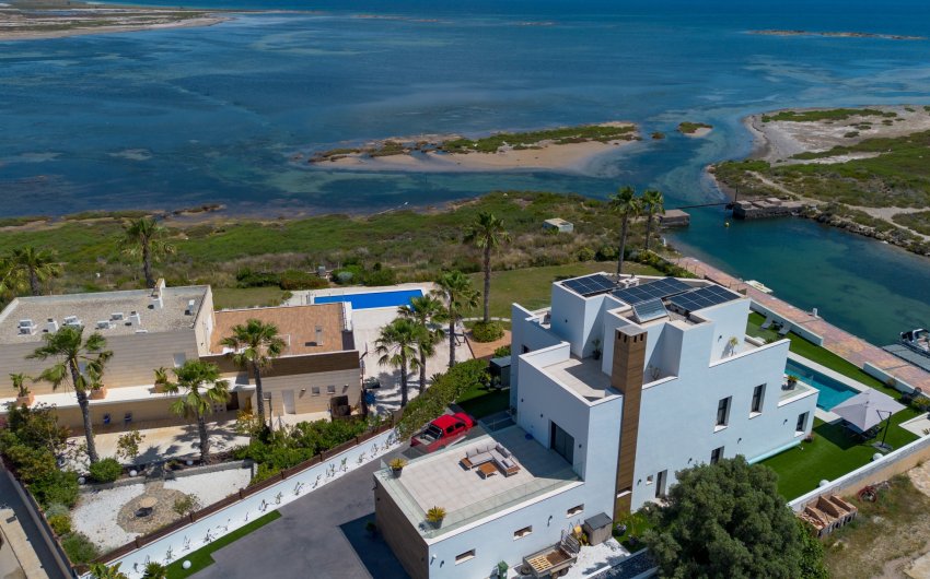 Herverkoop - Villa -
La Manga del Mar Menor - Costa Calida