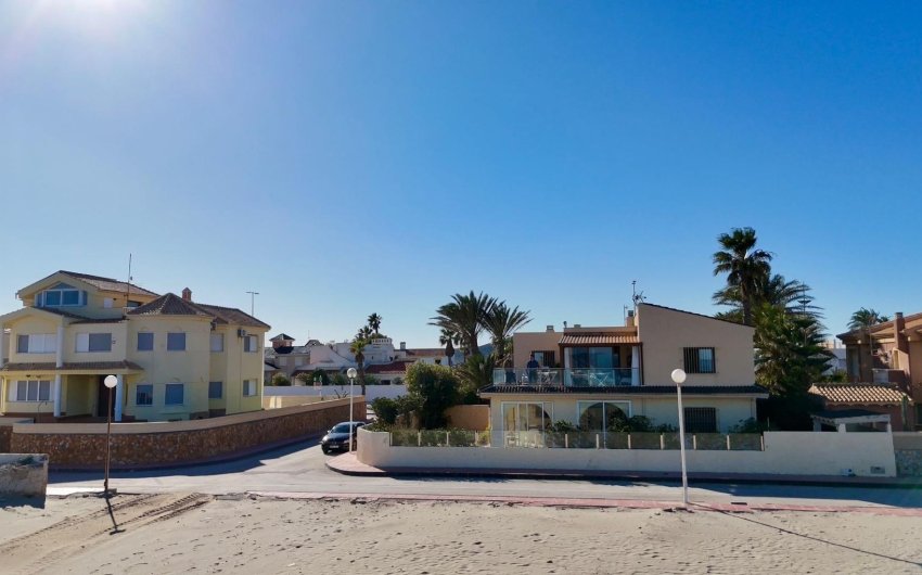 Herverkoop - Villa -
La Manga del Mar Menor - Playa De Las Gaviotas-el Pedrucho