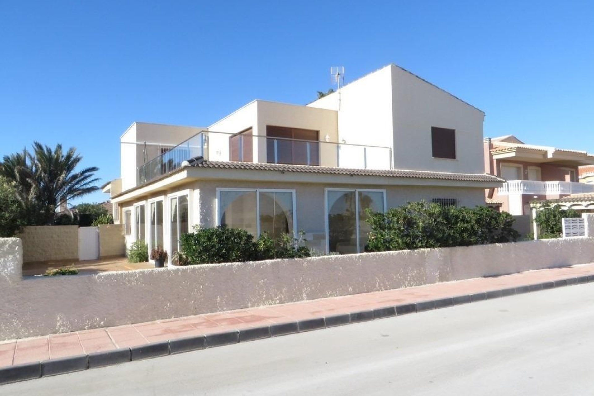 Herverkoop - Villa -
La Manga del Mar Menor - Playa De Las Gaviotas-el Pedrucho