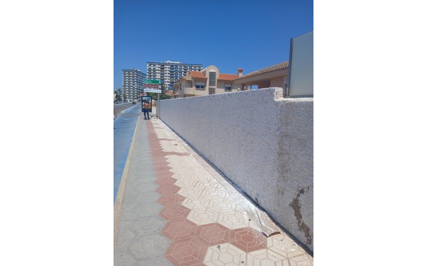 Herverkoop - Villa -
La Manga del Mar Menor - Playa Del Galán