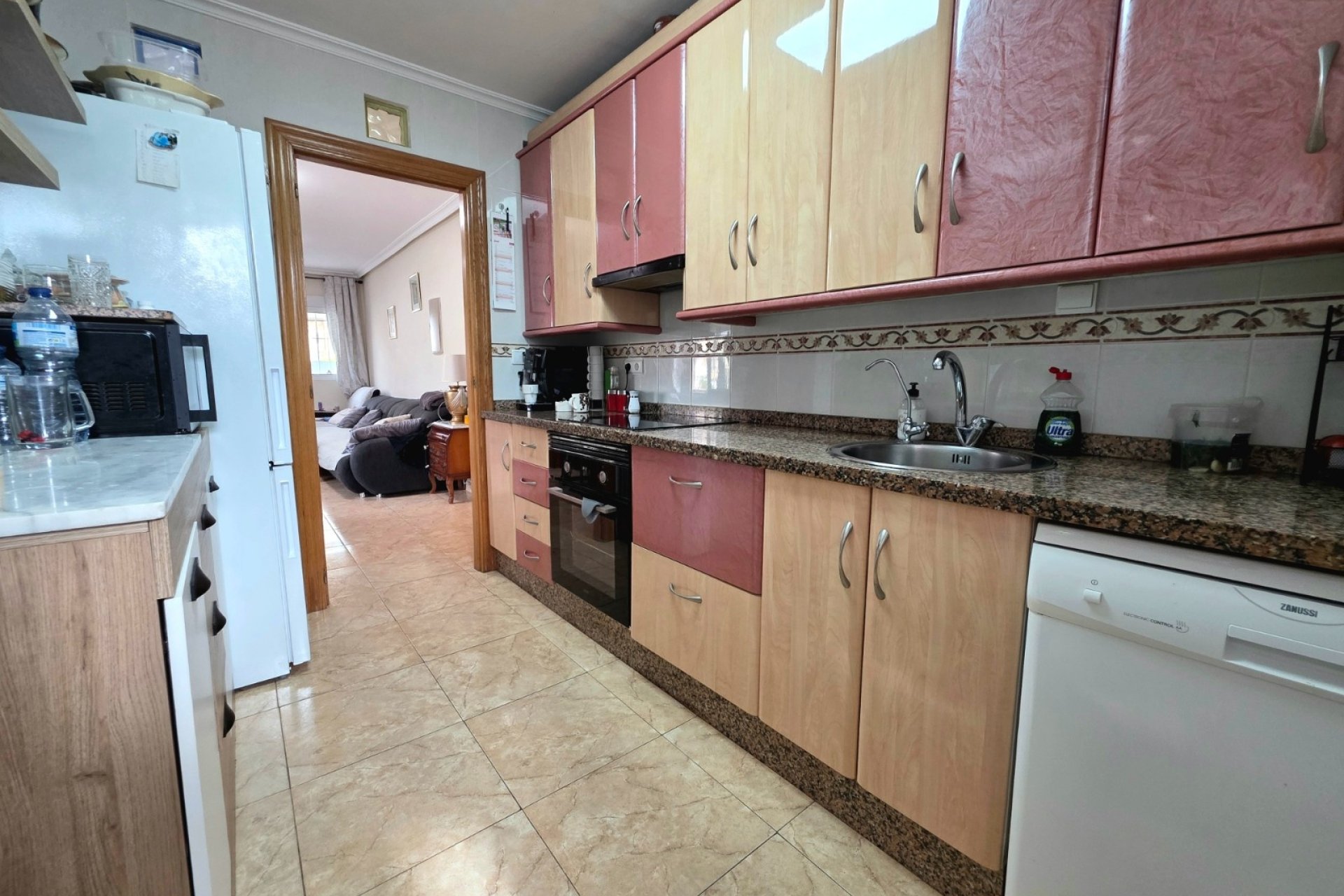 Herverkoop - Villa -
La Marina - La Marina Urb
