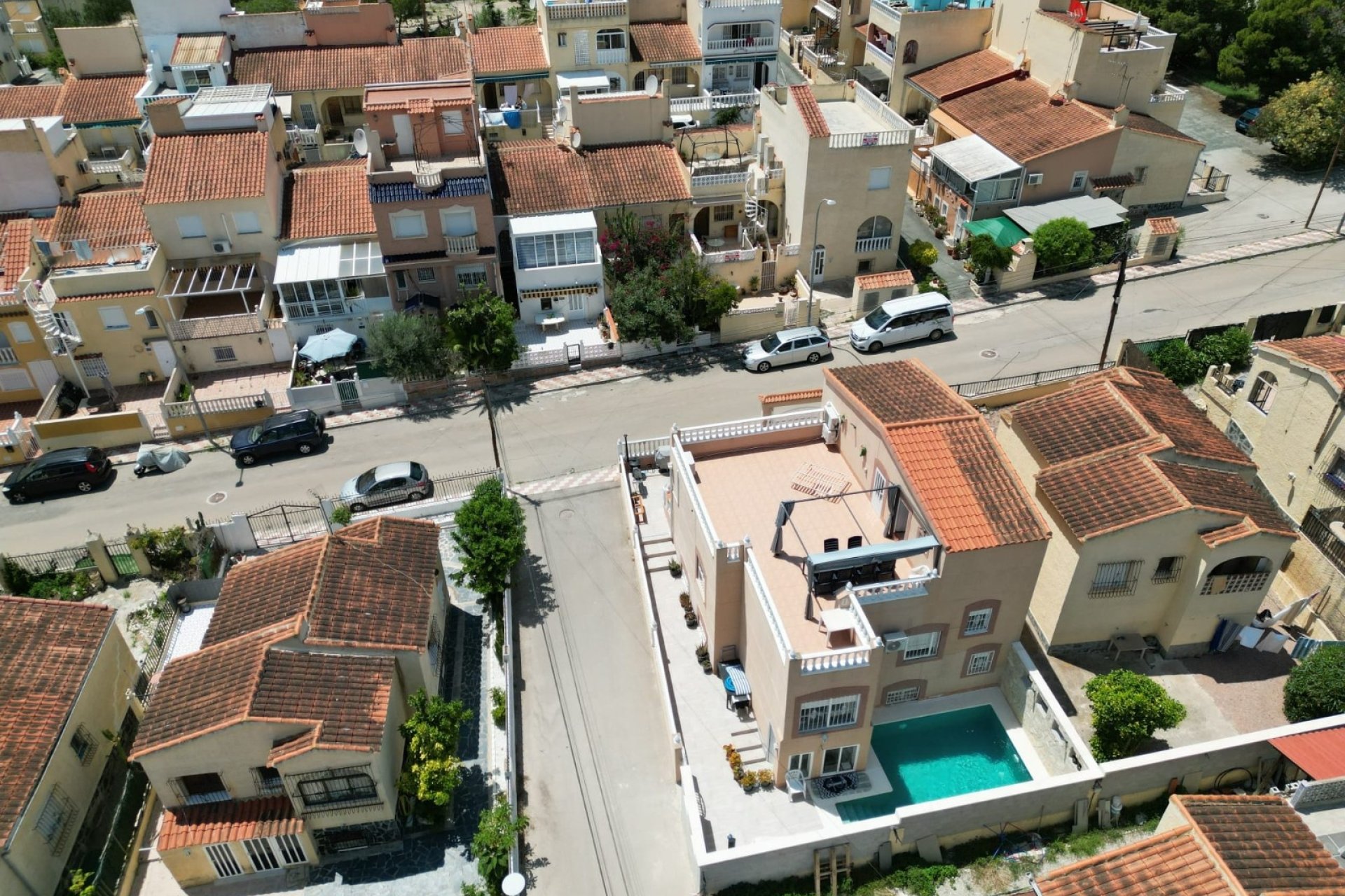 Herverkoop - Villa -
La Marina - La Marina Urb