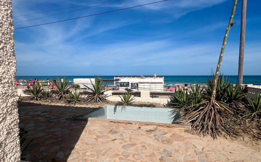 Herverkoop - Villa -
La Mata - Costa Blanca