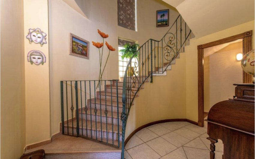 Herverkoop - Villa -
La Mata - Costa Blanca