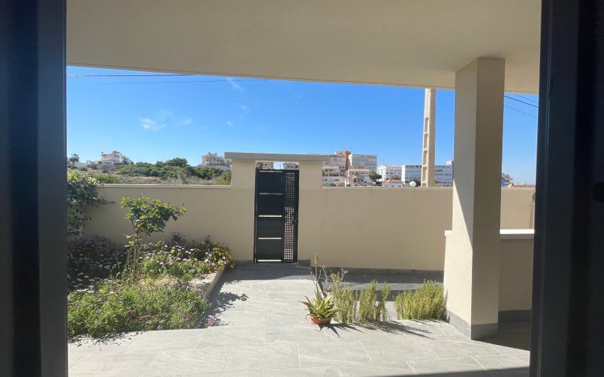 Herverkoop - Villa -
La Mata - Costa Blanca