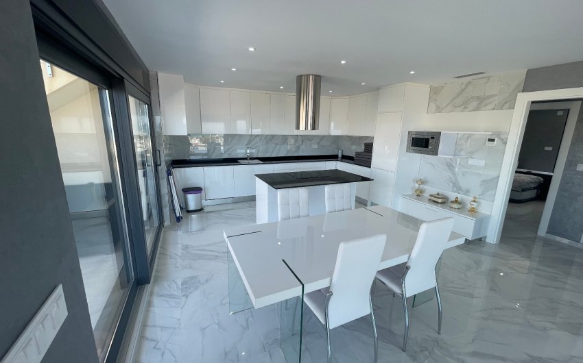 Herverkoop - Villa -
La Mata - Costa Blanca