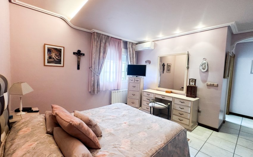 Herverkoop - Villa -
La Mata - Costa Blanca